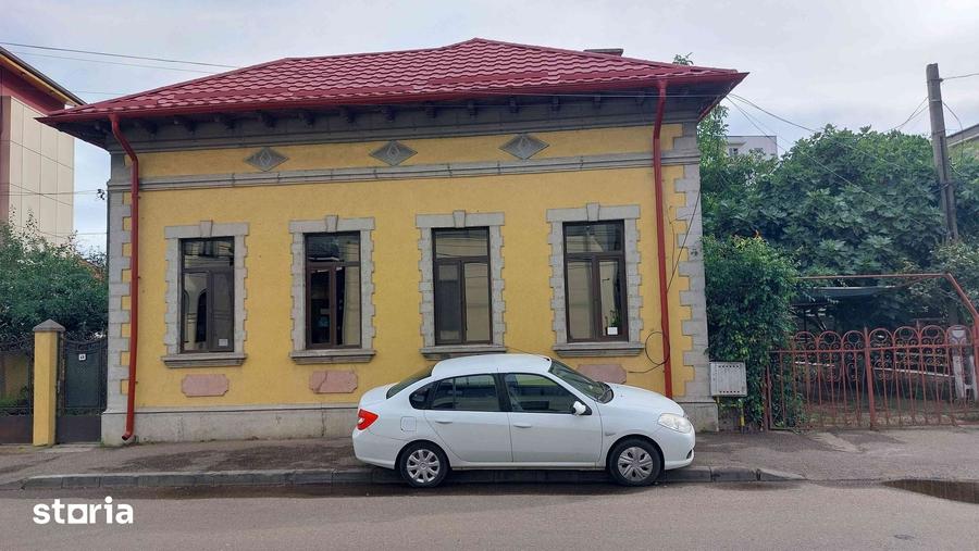 Spațiu comercial, de 160 mp, în Central