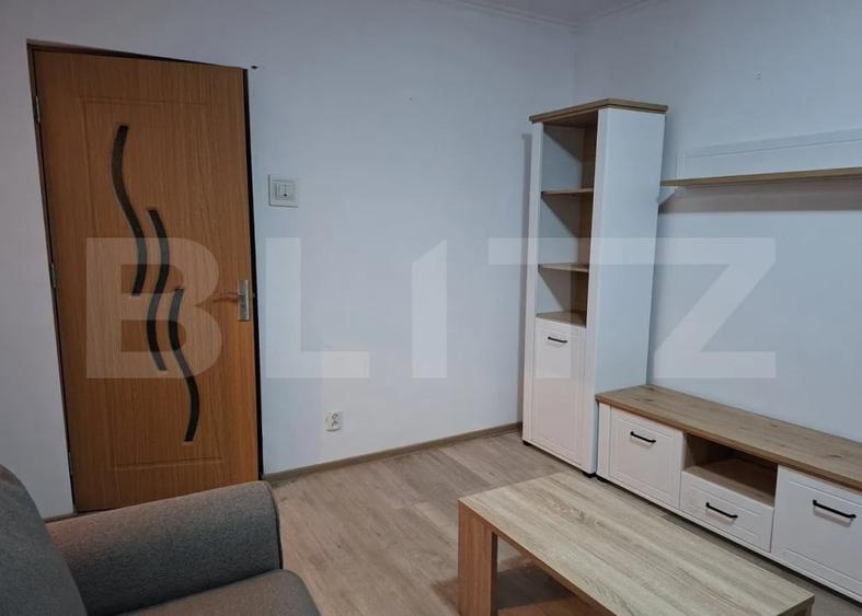 Apartament cu 2 camere nedecomandat, mobilat în Podu Roș