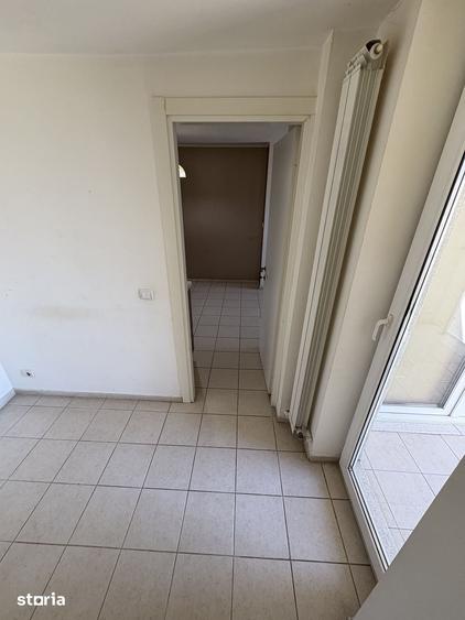 Apartament cu 3 camere în Colentina