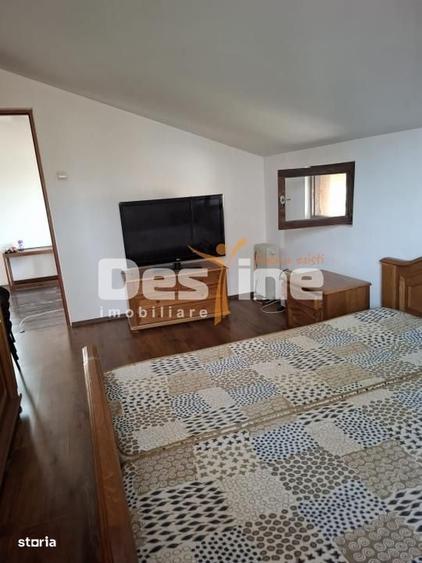 Casă cu 4 camere cu Teren 1521 Mp în Poiana