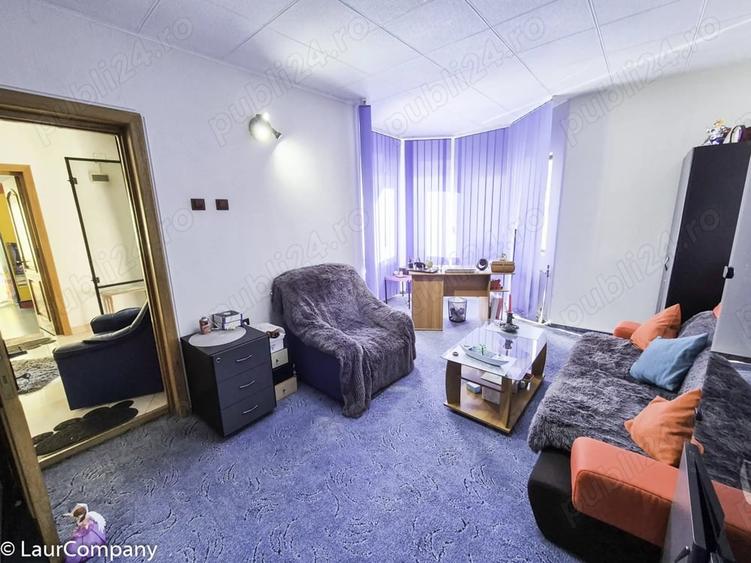 Casă cu 6 camere cu Teren 585 Mp în Geamăna