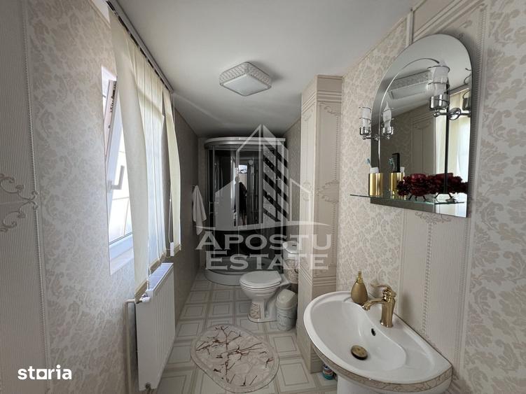 Casă cu 5 camere cu Teren 500 Mp în Steaua
