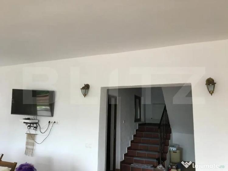 Casă cu 1 camere cu Teren 1500 Mp în Central