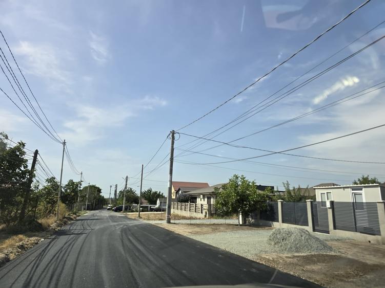 Teren Construcții intravilan de 8000 mp, în Lazu