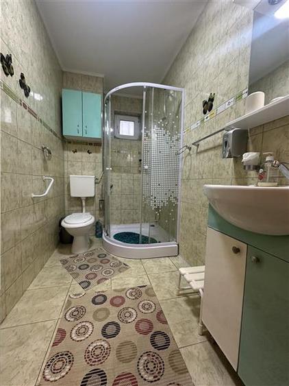 Apartament cu 2 camere decomandat, mobilat în Energia