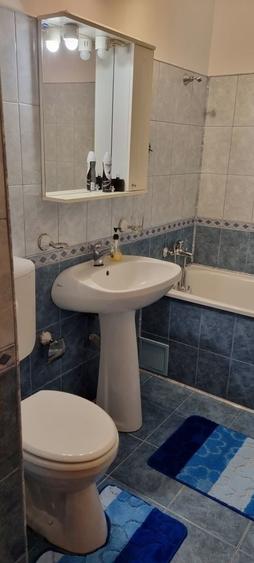 Apartament cu 2 camere semidecomandat în Micro 3