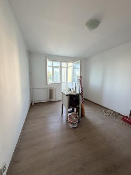 Apartament cu 2 camere semidecomandat în Progresul