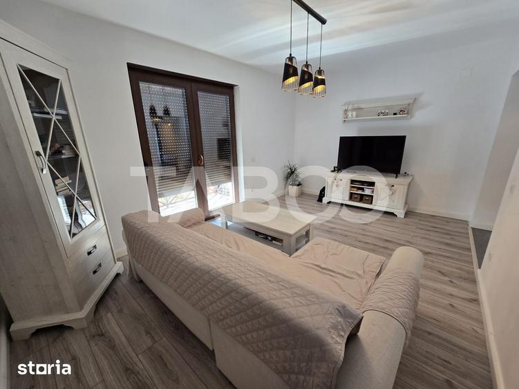 Apartament cu 4 camere decomandat în Central
