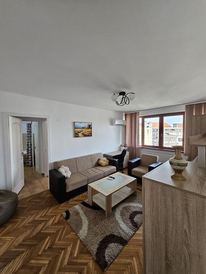 Apartament cu 2 camere semidecomandat în Ultracentral