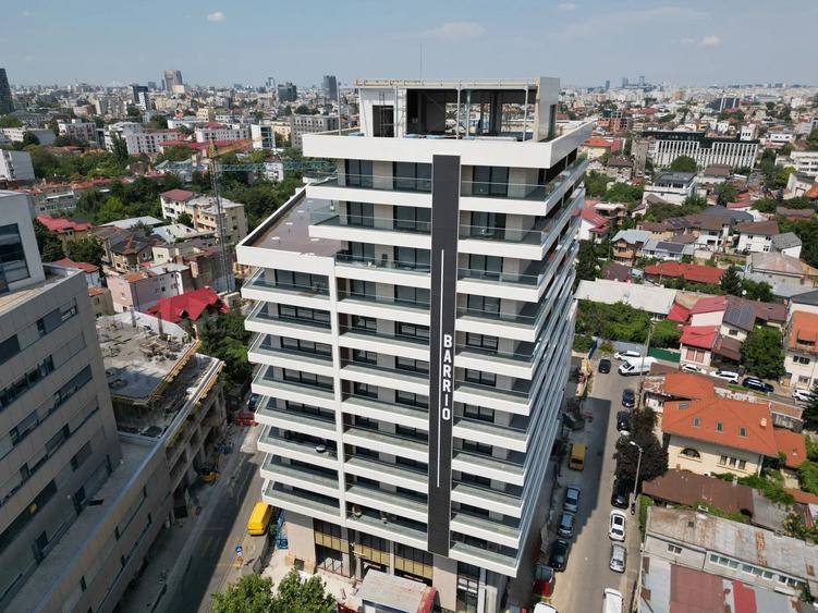Apartament cu 3 camere decomandat în Unirii