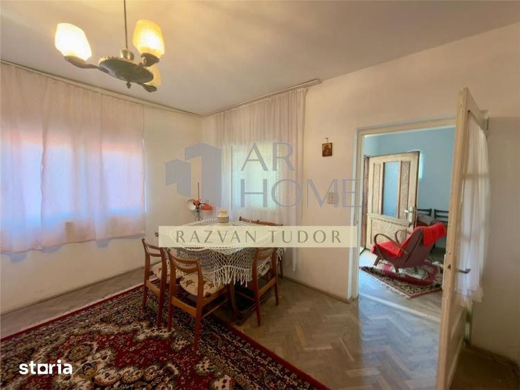 Casă cu 4 camere cu Teren 1681 Mp în Boldești