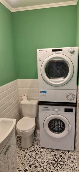 Apartament cu 3 camere decomandat în Exterior Vest