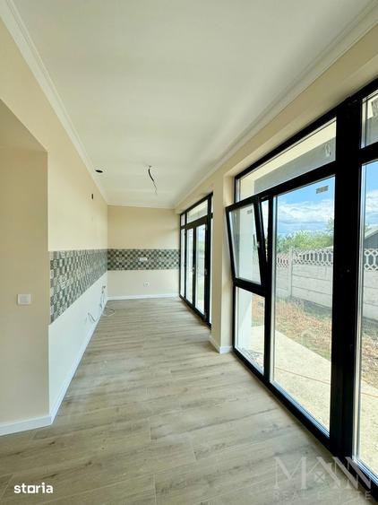 Casă cu 4 camere cu Teren 460 Mp în Podgoria