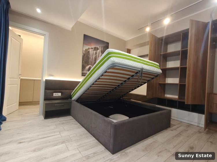 Apartament cu 3 camere decomandat, mobilat în Delfinariu
