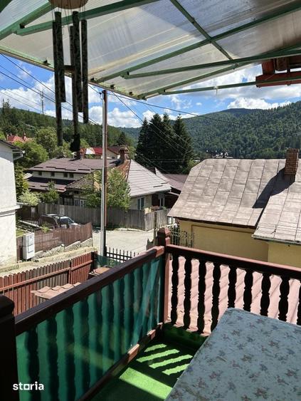 Casă cu 5 camere cu Teren 308 Mp în Central