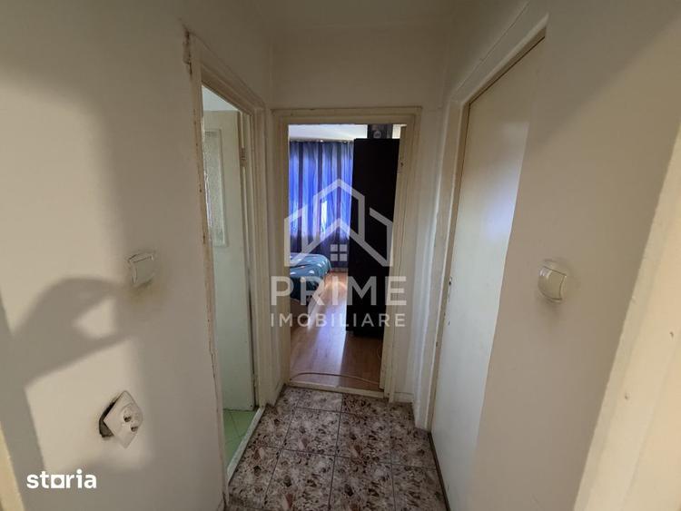 Apartament cu 2 camere semidecomandat, mobilat în Cetate — fotografia 2