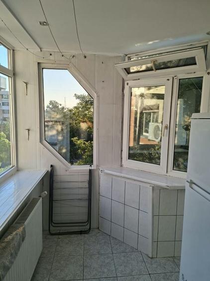 Apartament cu 2 camere decomandat în Piața Centrală