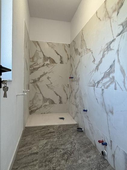 Casă cu 3 camere în Barza