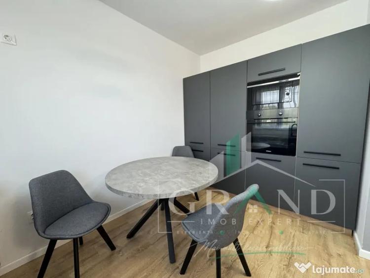 Casa moderna cu 4 camere | Terasa | Gradina | Garaj | B - 8