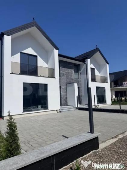 Casă cu 4 camere cu Teren 250 Mp în Central