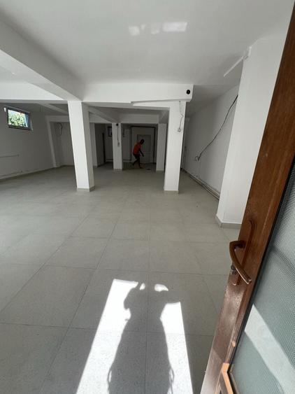 Spațiu comercial, de 80 mp, în Crihala