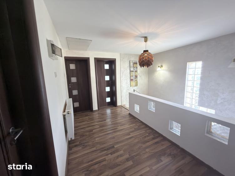Casă cu 6 camere cu Teren 1156 Mp în Cornetu