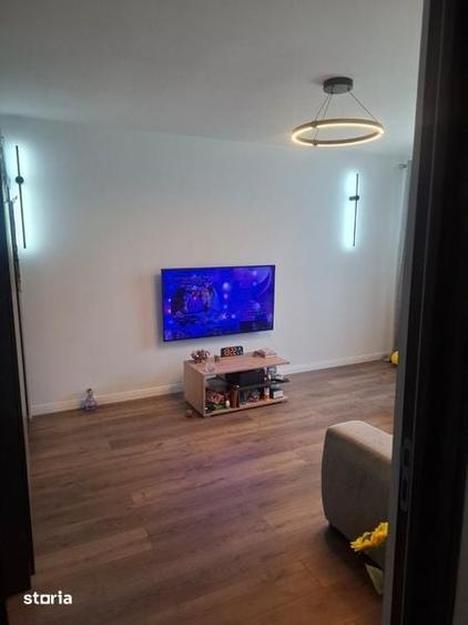 Apartament cu 2 camere decomandat în Titan