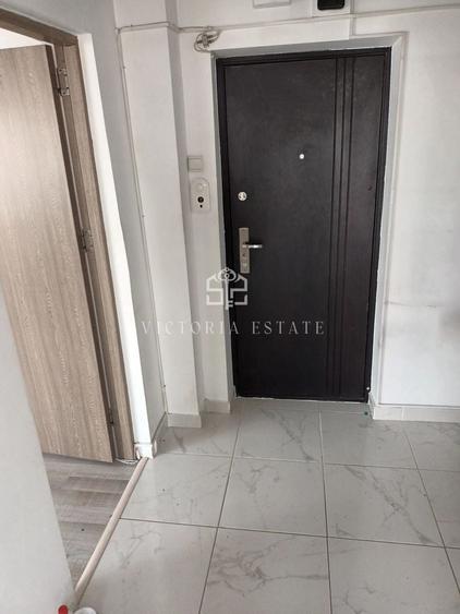 Apartament cu 2 camere semidecomandat în Republicii