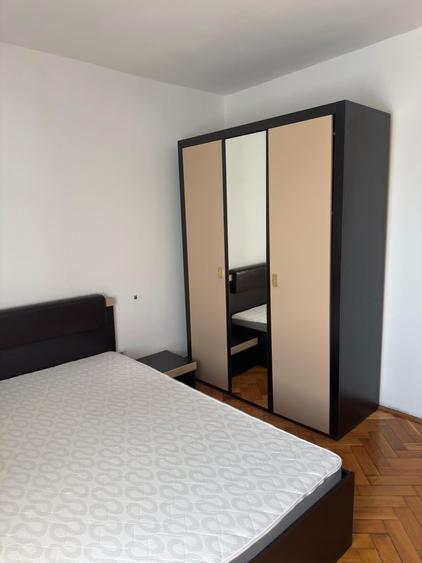 Apartament cu 2 camere decomandat în Tudor