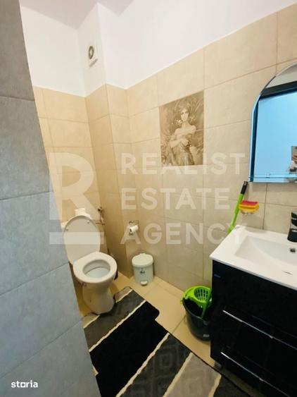 Apartament cu 3 camere în Roșu