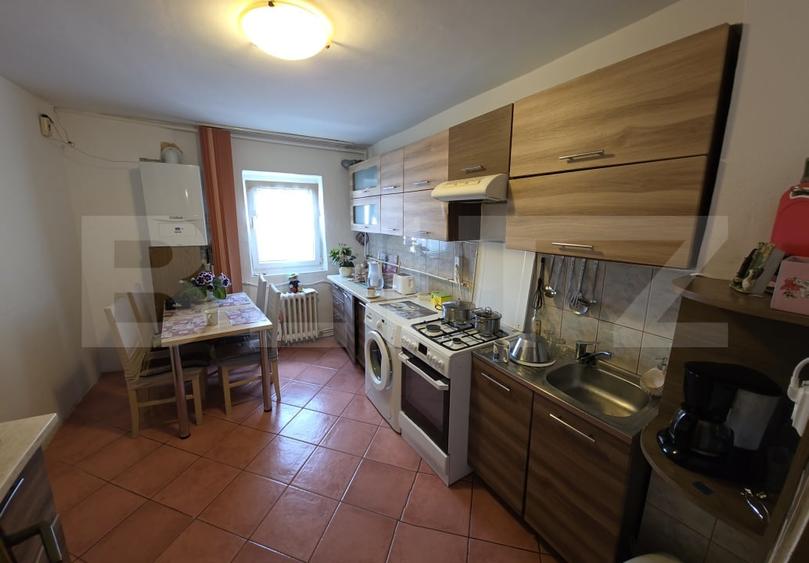 Apartament spațios, de vanzare, cu 4 camere, zona Han - 4