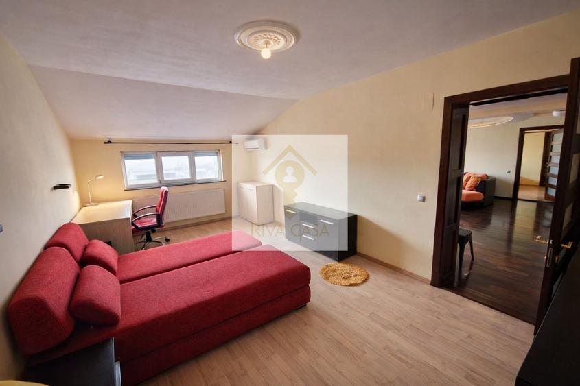 Apartament cu 4 camere în Central