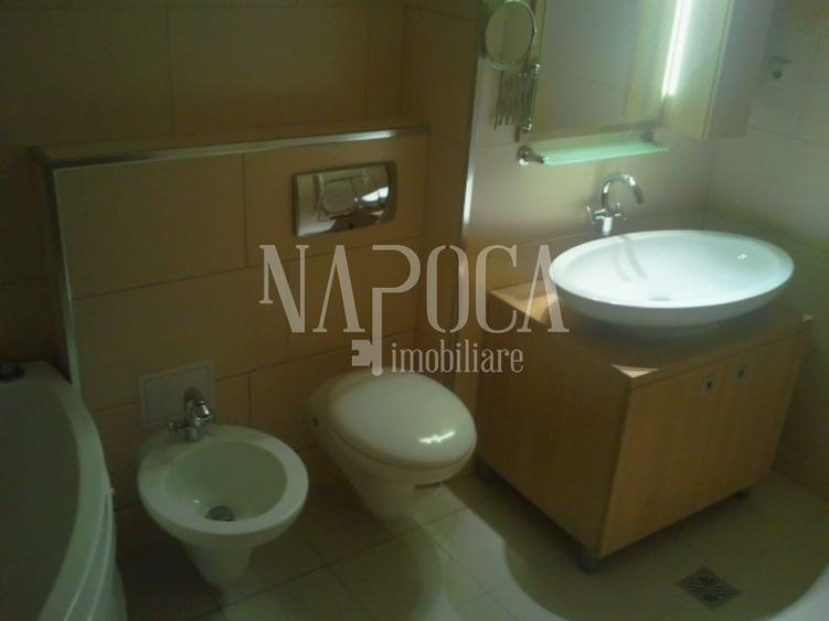 Apartament cu 4 camere semidecomandat în Zorilor