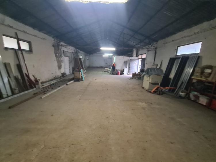 Spațiu industrial, de 280 mp, în Câmpina