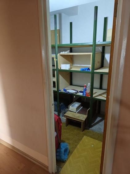 Apartament cu 3 camere decomandat în Sârbi