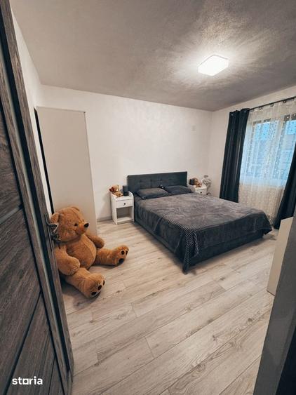 Casă cu 3 camere cu Teren 189 Mp în Poeni