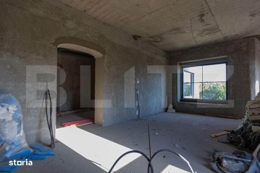 Spațiu comercial, de 1,224 mp, în Sărbătoarea