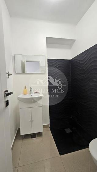 Apartament cu 4 camere circular în Capitale