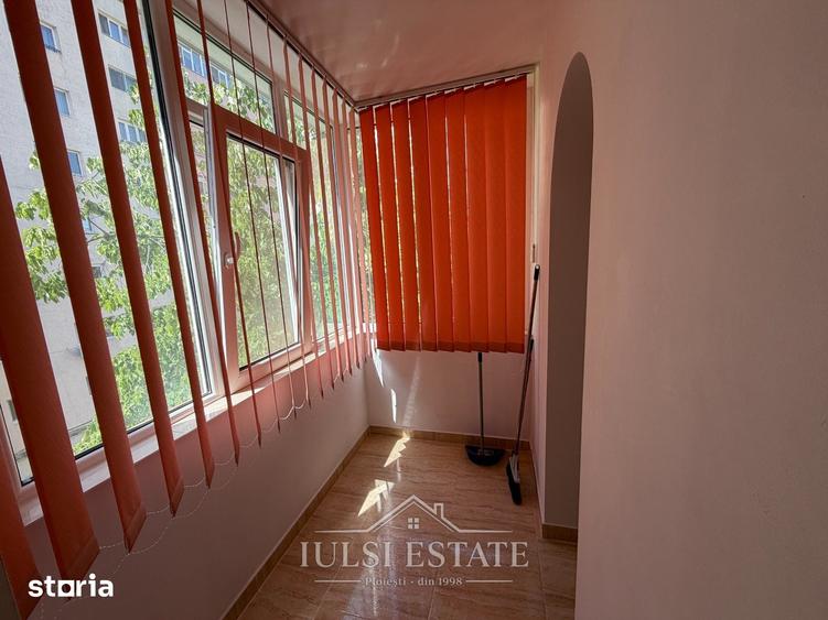 Apartament cu 3 camere în Republicii