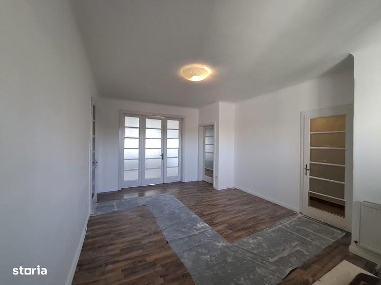 Apartament cu 3 camere decomandat în Dorobanți