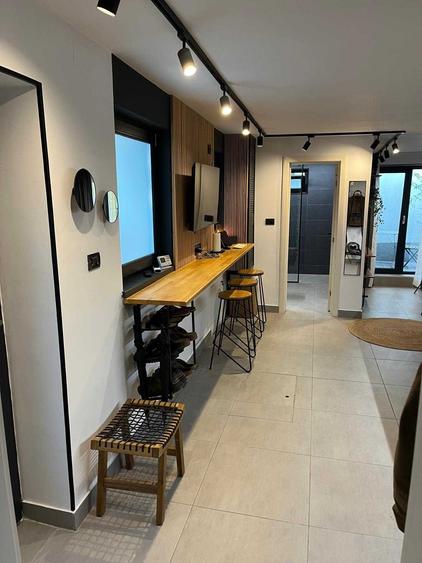 Apartament cu 2 camere semidecomandat, mobilat în Tineretului