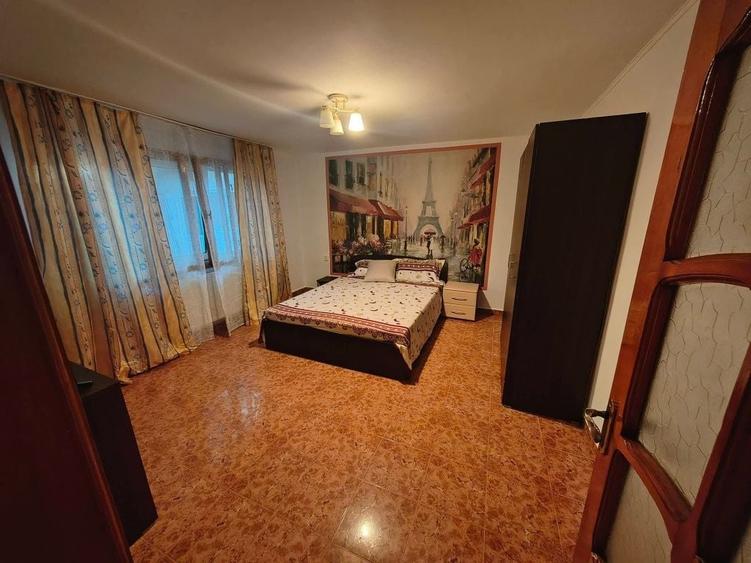 Apartament cu 2 camere decomandat în Radu Negru