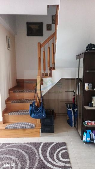 Casă cu 4 camere cu Teren 1.7 Mp în Șcheia
