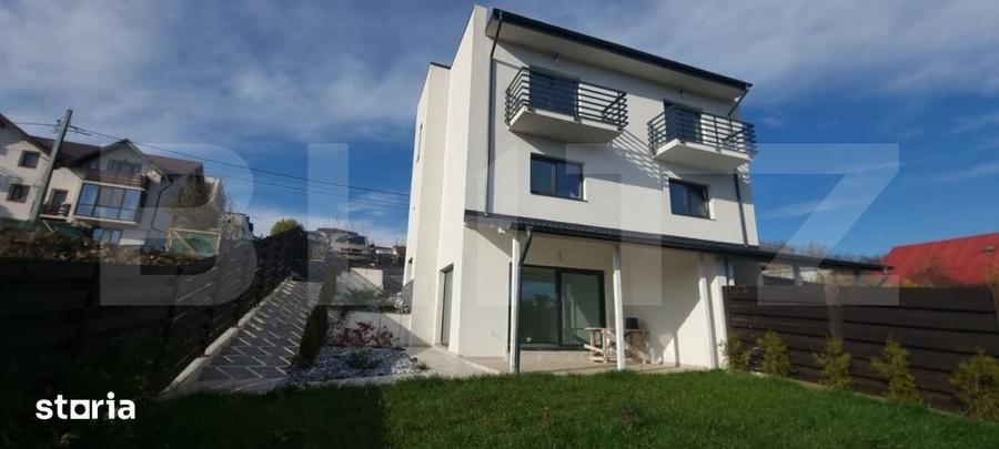 Casă cu 4 camere cu Teren 250 Mp în Central