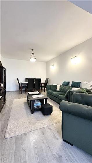Apartament cu 3 camere decomandat, mobilat în Km 4-5