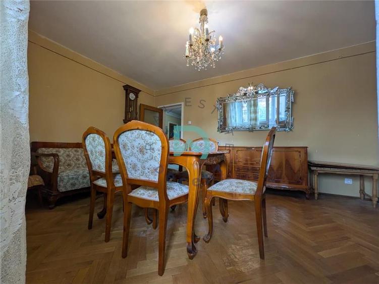 Apartament cu 3 camere decomandat în Centrul Civic