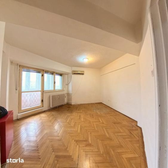 Apartament cu 4 camere decomandat în 13 Septembrie