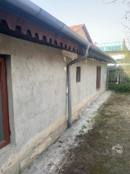 Casă cu 6 camere cu Teren 400 Mp în Central