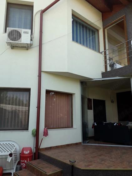 Casă cu Teren 240 Mp în Dobroești
