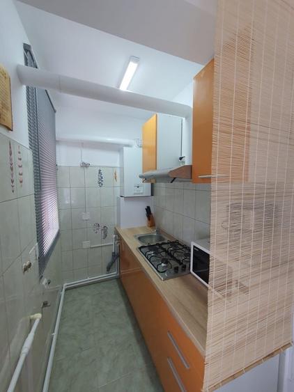 Garsonieră decomandată în Nord